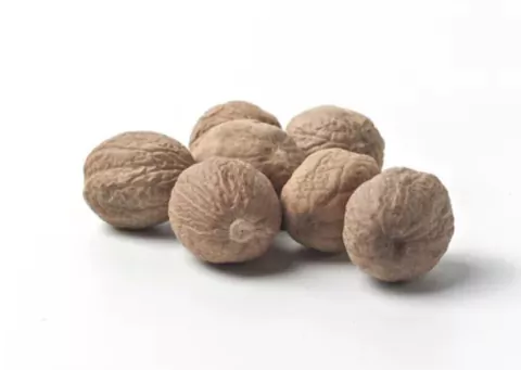 Especias - Nuez Moscada Grano 1K