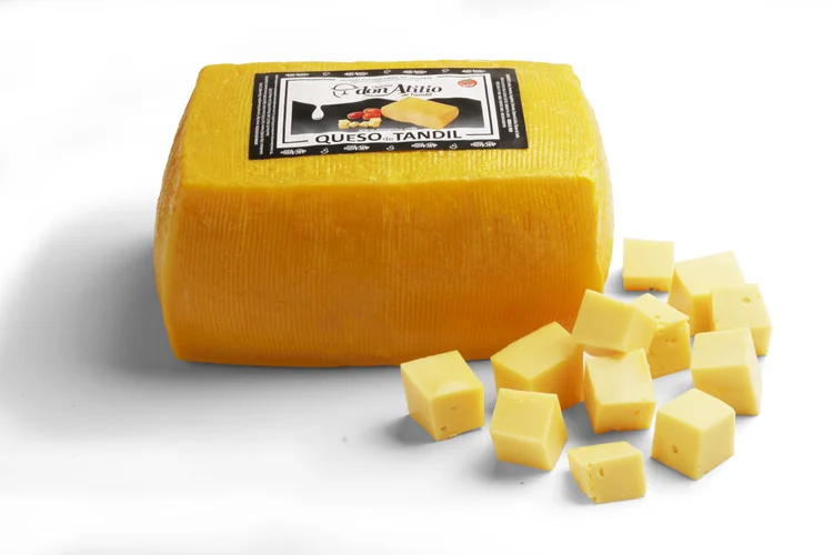 Queso Don Atilio - Queso Banquete 1K    